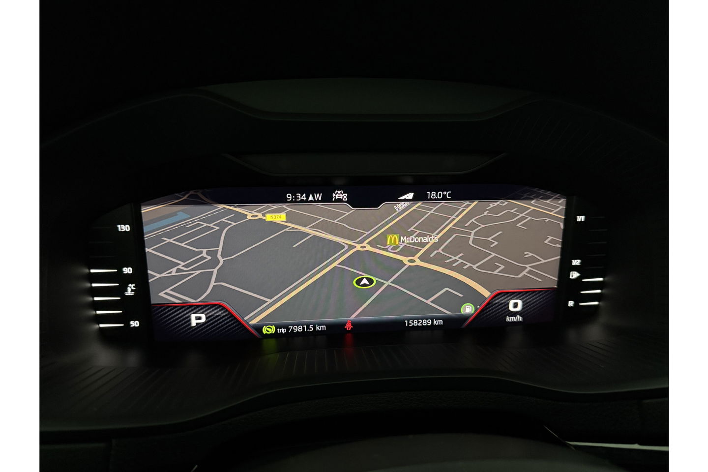 Škoda Karoq 1.5 TSI ACT 150PK Sportline Business Pano Sfeer Carplay Virtual Camera LED Clima Cruise Navi PDC 19''LMV