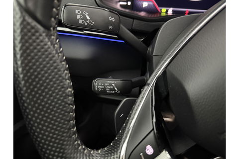 Škoda Karoq 1.5 TSI ACT 150PK Sportline Business Pano Sfeer Carplay Virtual Camera LED Clima Cruise Navi PDC 19''LMV