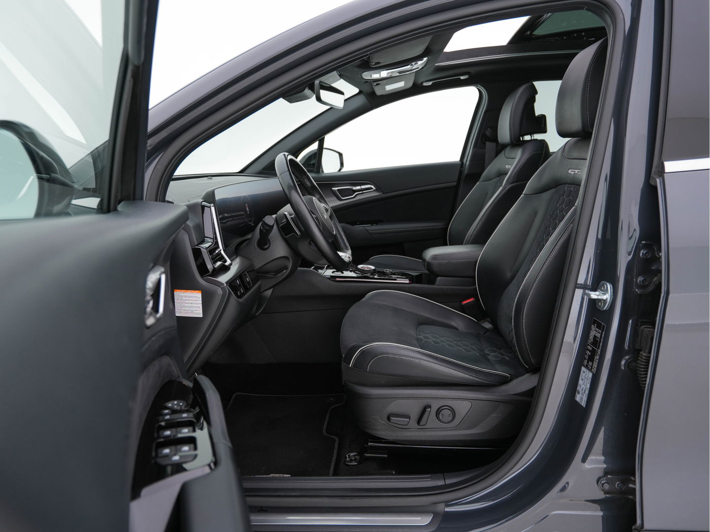 Kia Sportage 1.6 T-GDi Hybrid GT-Line Aut. *PANO | LEATHER-ALCANTARA | ADAPTIVE-CRUISE | FULL-LED | LEATHER-MICROFIBRE | SPORT-SEATS | WIDE-SCREEN-COCKPIT | BLINDSPOT | NAVI-FULLMAP | DAB+ | CAMERA | ECC | HEATED-SEATS | SHIFT-PA