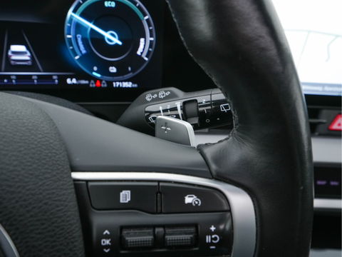 Kia Sportage 1.6 T-GDi Hybrid GT-Line Aut. *PANO | LEATHER-ALCANTARA | ADAPTIVE-CRUISE | FULL-LED | LEATHER-MICROFIBRE | SPORT-SEATS | WIDE-SCREEN-COCKPIT | BLINDSPOT | NAVI-FULLMAP | DAB+ | CAMERA | ECC | HEATED-SEATS | SHIFT-PA