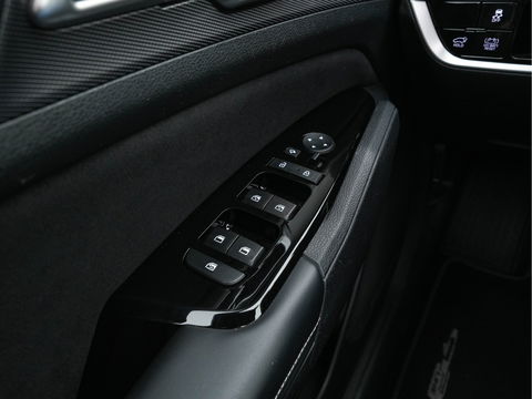 Kia Sportage 1.6 T-GDi Hybrid GT-Line Aut. *PANO | LEATHER-ALCANTARA | ADAPTIVE-CRUISE | FULL-LED | LEATHER-MICROFIBRE | SPORT-SEATS | WIDE-SCREEN-COCKPIT | BLINDSPOT | NAVI-FULLMAP | DAB+ | CAMERA | ECC | HEATED-SEATS | SHIFT-PA