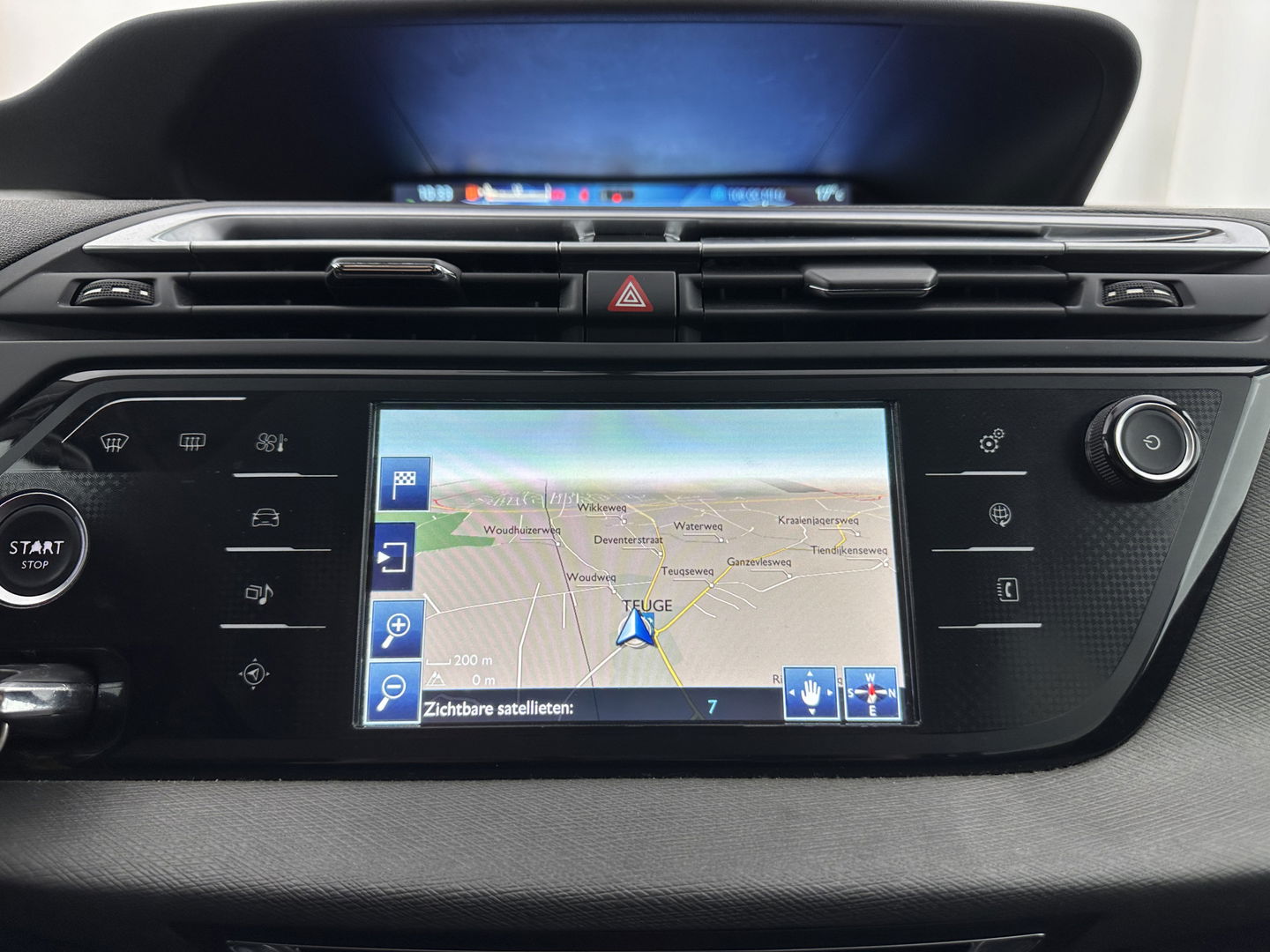Citroën Grand C4 Picasso 1.6 BlueHDi Shine [ 7-Pers ] *NAVI-FULLMAP | DIGI-COCKPIT | CAMERA | COMFORT-SEATS | KEYLESS | ECC | TOWBAR | PDC | CRUISE | 17''ALU*