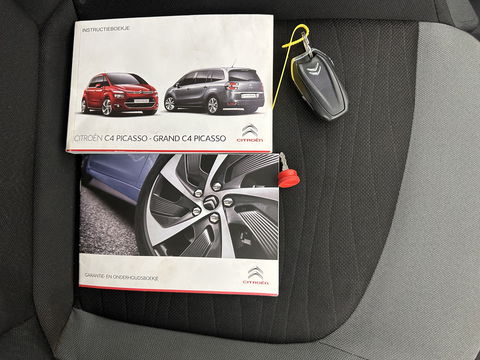 Citroën Grand C4 Picasso 1.6 BlueHDi Shine [ 7-Pers ] *NAVI-FULLMAP | DIGI-COCKPIT | CAMERA | COMFORT-SEATS | KEYLESS | ECC | TOWBAR | PDC | CRUISE | 17''ALU*