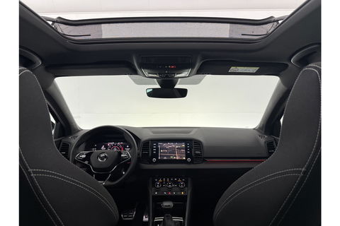 Škoda Karoq 1.5 TSI ACT 150PK Sportline Business DSG Pano Sfeer Trekhaak LED Virtual Camera Carplay Clima Cruise Navi PDC 19"LMV