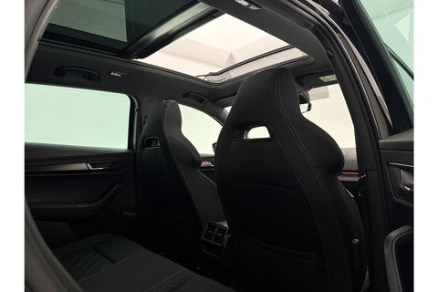 Škoda Karoq 1.5 TSI ACT 150PK Sportline Business DSG Pano Sfeer Trekhaak LED Virtual Camera Carplay Clima Cruise Navi PDC 19"LMV