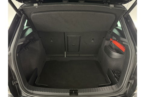Škoda Karoq 1.5 TSI ACT 150PK Sportline Business DSG Pano Sfeer Trekhaak LED Virtual Camera Carplay Clima Cruise Navi PDC 19"LMV