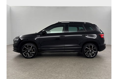 Škoda Karoq 1.5 TSI ACT 150PK Sportline Business DSG Pano Sfeer Trekhaak LED Virtual Camera Carplay Clima Cruise Navi PDC 19"LMV