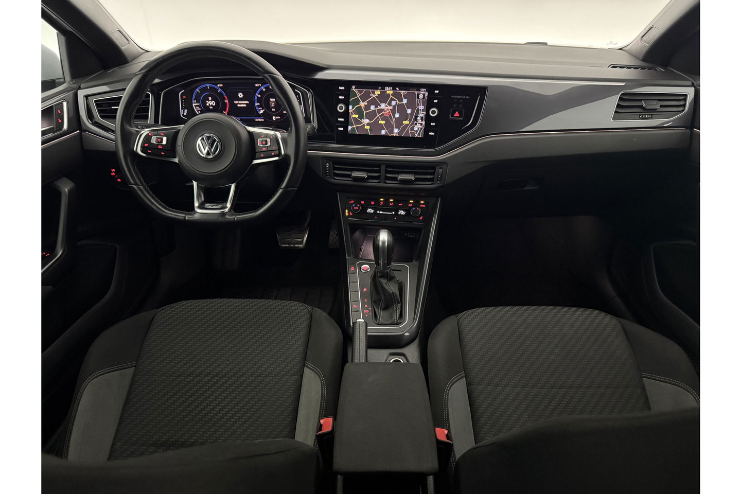 Volkswagen Polo 1.6 TDI Highline R-Line DSG Camera Virtual LED Clima Cruise Navi PDC 18''LMV Stoelverw.