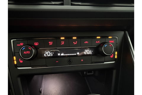 Volkswagen Polo 1.6 TDI Highline R-Line DSG Camera Virtual LED Clima Cruise Navi PDC 18''LMV Stoelverw.