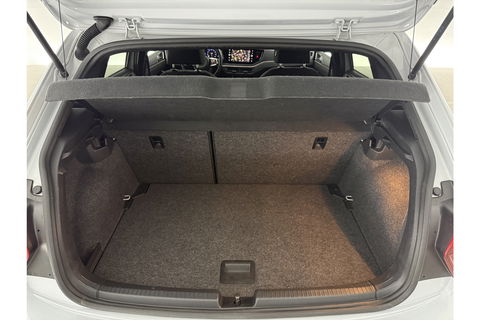 Volkswagen Polo 1.6 TDI Highline R-Line DSG Camera Virtual LED Clima Cruise Navi PDC 18''LMV Stoelverw.