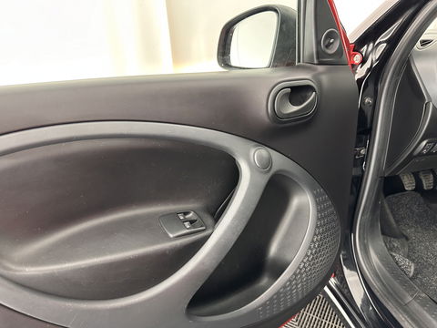 Smart Forfour 1.0 Pure Cool&Audio-Pack *AIRCO | CRUISE | COMFORT-SEATS*