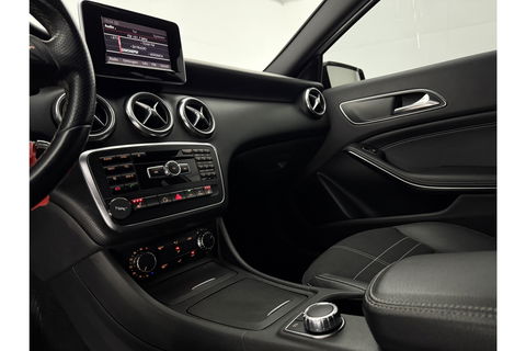 Mercedes-Benz A-Klasse 180 Ambition Automaat Clima LED Cruise PDC 18"LMV