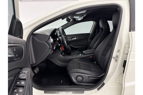 Mercedes-Benz A-Klasse 180 Ambition Automaat Clima LED Cruise PDC 18"LMV
