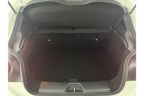 Mercedes-Benz A-Klasse 180 Ambition Automaat Clima LED Cruise PDC 18"LMV