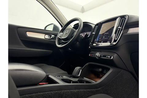 Volvo XC40 1.5 T5 Recharge Inscription 262PK Hybride Pano Virtual LED Carplay Cruise Clima Navi PDC 19''LMV