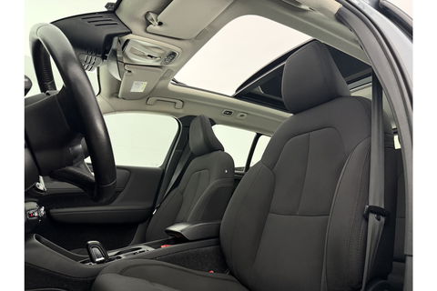 Volvo XC40 1.5 T5 Recharge Inscription 262PK Hybride Pano Virtual LED Carplay Cruise Clima Navi PDC 19''LMV