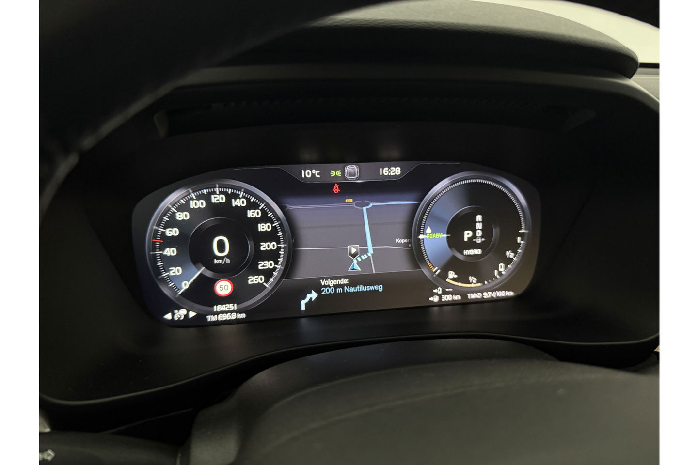 Volvo XC40 1.5 T5 Recharge Inscription 262PK Hybride Pano Virtual LED Carplay Cruise Clima Navi PDC 19''LMV