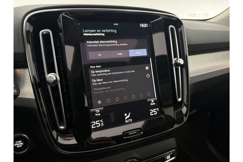 Volvo XC40 1.5 T5 Recharge Inscription 262PK Hybride Pano Virtual LED Carplay Cruise Clima Navi PDC 19''LMV