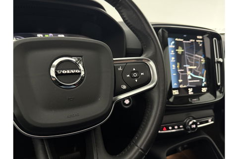 Volvo XC40 1.5 T5 Recharge Inscription 262PK Hybride Pano Virtual LED Carplay Cruise Clima Navi PDC 19''LMV