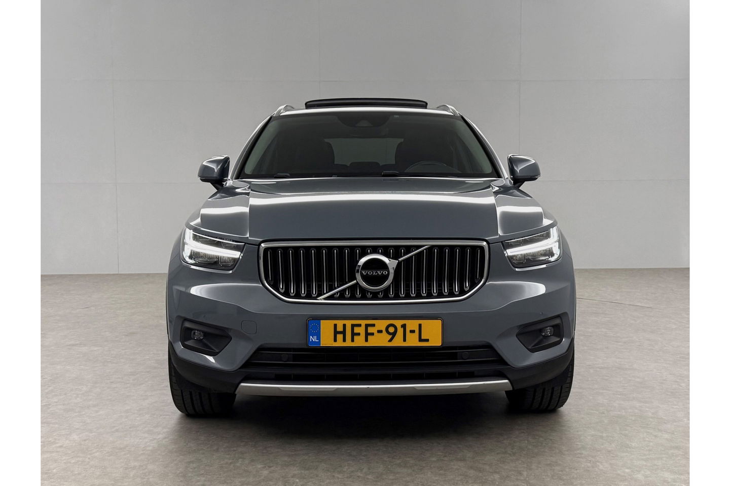 Volvo XC40 1.5 T5 Recharge Inscription 262PK Hybride Pano Virtual LED Carplay Cruise Clima Navi PDC 19''LMV
