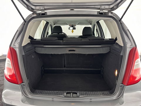Mercedes-Benz A-Klasse 160 Blue Efficiency Business Class *NAVI | AIRCO | COMFORT-SEATS | TOWBAR | 16''ALU *