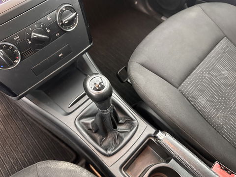Mercedes-Benz A-Klasse 160 Blue Efficiency Business Class *NAVI | AIRCO | COMFORT-SEATS | TOWBAR | 16''ALU *