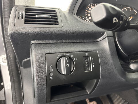 Mercedes-Benz A-Klasse 160 Blue Efficiency Business Class *NAVI | AIRCO | COMFORT-SEATS | TOWBAR | 16''ALU *