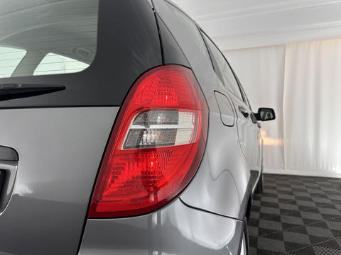 Mercedes-Benz A-Klasse 160 Blue Efficiency Business Class *NAVI | AIRCO | COMFORT-SEATS | TOWBAR | 16''ALU *