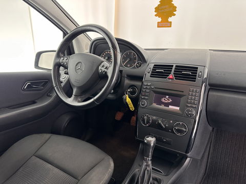 Mercedes-Benz A-Klasse 160 Blue Efficiency Business Class *NAVI | AIRCO | COMFORT-SEATS | TOWBAR | 16''ALU *