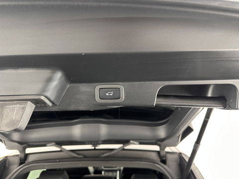 Land Rover Range Rover Sport 3.0 TDV6 HSE Dynamic Aut. *PANO | OXFORD-FULL-LEATHER | BI-XENON | NAVI-FULLMAP | MERIDIAN-AUDIO | CAMERA | AIR-SUSPENSION | MEMORY-PACK | KEYLESS | HEATED/COOLED-COMFORT-SEATS | TOWBAR | 21''ALU*