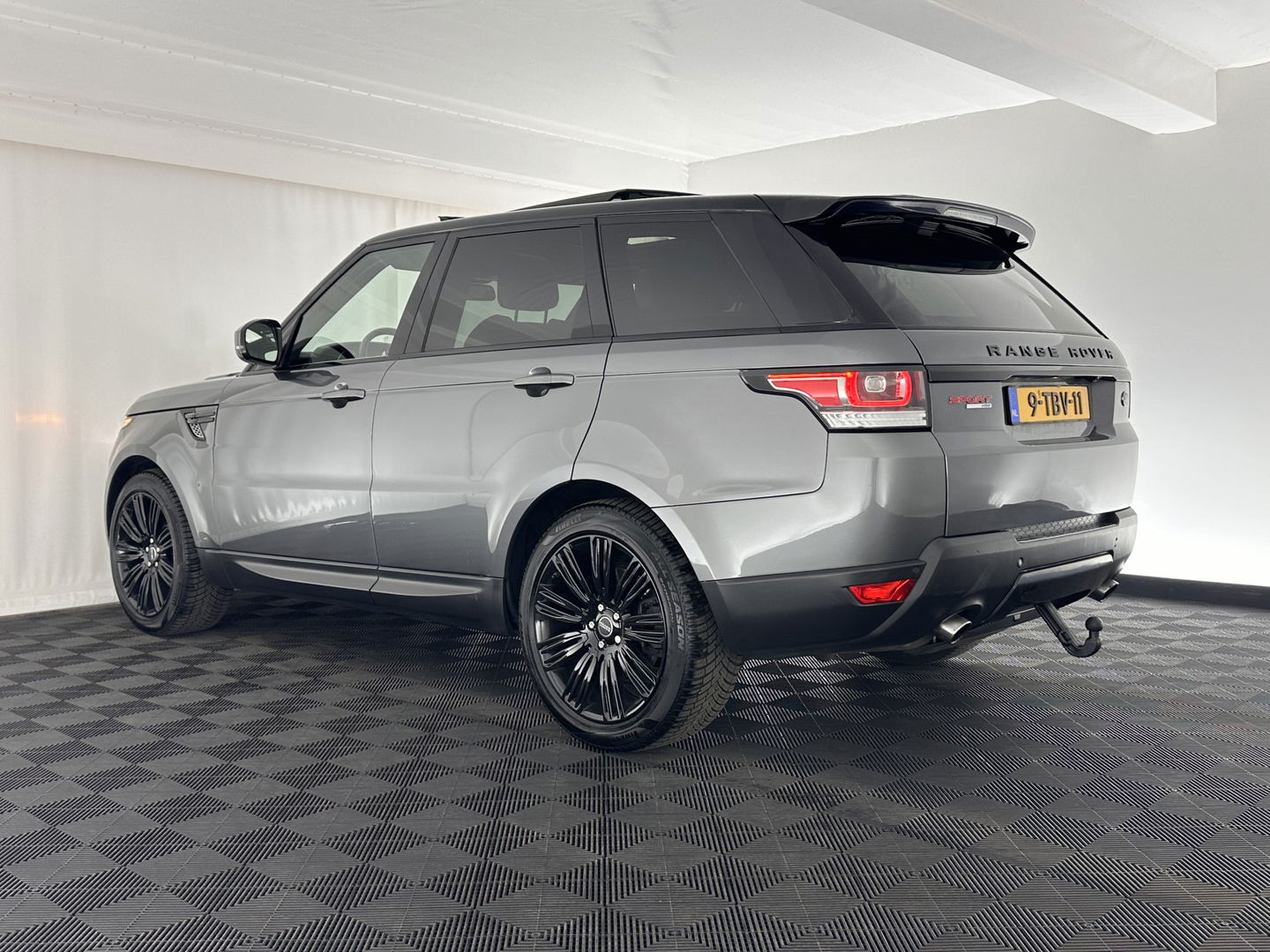 Land Rover Range Rover Sport 3.0 TDV6 HSE Dynamic Aut. *PANO | OXFORD-FULL-LEATHER | BI-XENON | NAVI-FULLMAP | MERIDIAN-AUDIO | CAMERA | AIR-SUSPENSION | MEMORY-PACK | KEYLESS | HEATED/COOLED-COMFORT-SEATS | TOWBAR | 21''ALU*