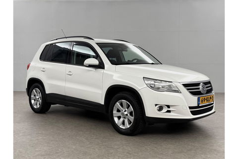 Volkswagen Tiguan 2.0 TDI 4motion 140PK DSG 4x4 Camera Trekhaak Clima Cruise Navigatie 16''LMV