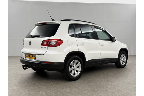 Volkswagen Tiguan 2.0 TDI 4motion 140PK DSG 4x4 Camera Trekhaak Clima Cruise Navigatie 16''LMV