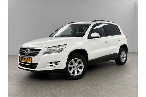 Volkswagen Tiguan 2.0 TDI 4motion 140PK DSG 4x4 Camera Trekhaak Clima Cruise Navigatie 16''LMV