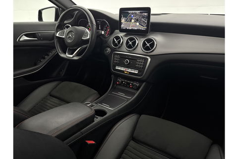 Mercedes-Benz GLA 180 AMG Limited Pano Camera LED Trekhaak Clima Cruise Navi PDC 19''LMV