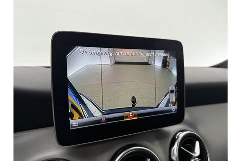Mercedes-Benz GLA 180 AMG Limited Pano Camera LED Trekhaak Clima Cruise Navi PDC 19''LMV
