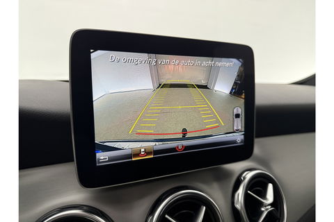Mercedes-Benz GLA 180 AMG Limited Pano Camera LED Trekhaak Clima Cruise Navi PDC 19''LMV