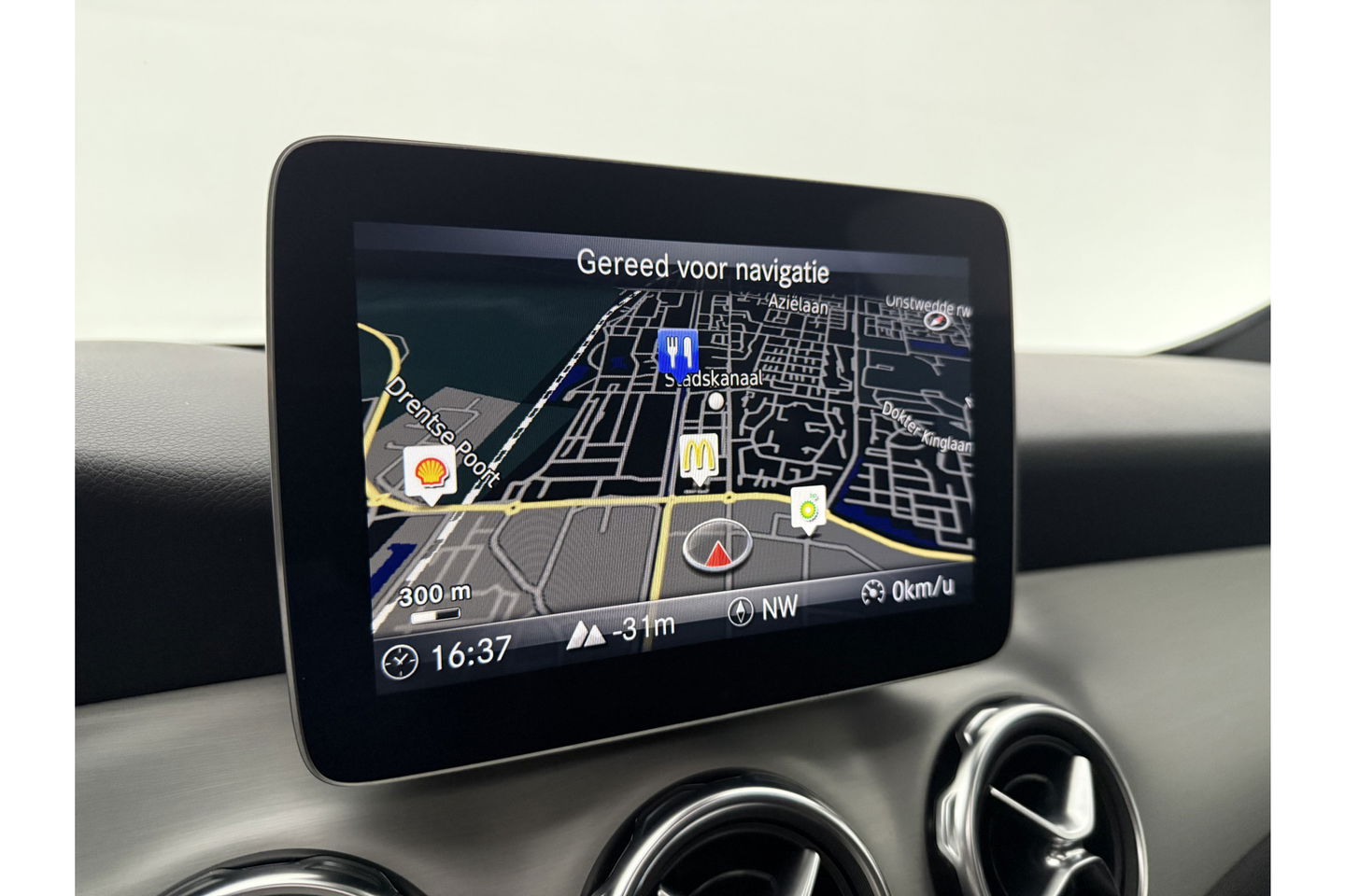 Mercedes-Benz GLA 180 AMG Limited Pano Camera LED Trekhaak Clima Cruise Navi PDC 19''LMV