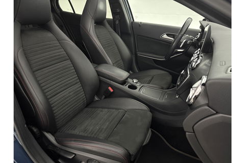 Mercedes-Benz GLA 180 AMG Limited Pano Camera LED Trekhaak Clima Cruise Navi PDC 19''LMV