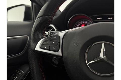 Mercedes-Benz GLA 180 AMG Limited Pano Camera LED Trekhaak Clima Cruise Navi PDC 19''LMV