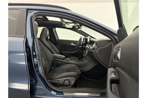 Mercedes-Benz GLA 180 AMG Limited Pano Camera LED Trekhaak Clima Cruise Navi PDC 19''LMV