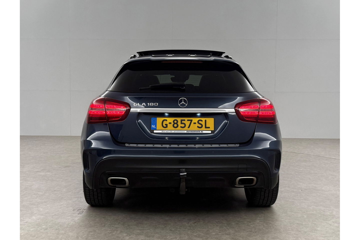 Mercedes-Benz GLA 180 AMG Limited Pano Camera LED Trekhaak Clima Cruise Navi PDC 19''LMV