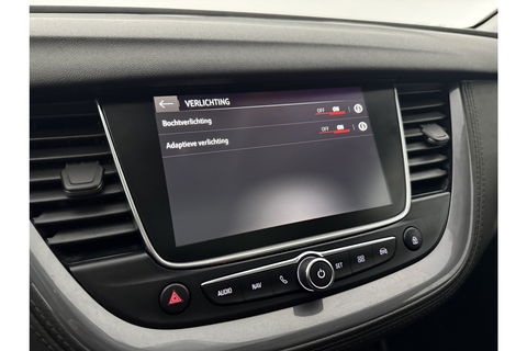 Opel Grandland X 1.2 Turbo Business Elegance Camera Carplay Panoview LED Clima Cruise Navi PDC 18''LMV