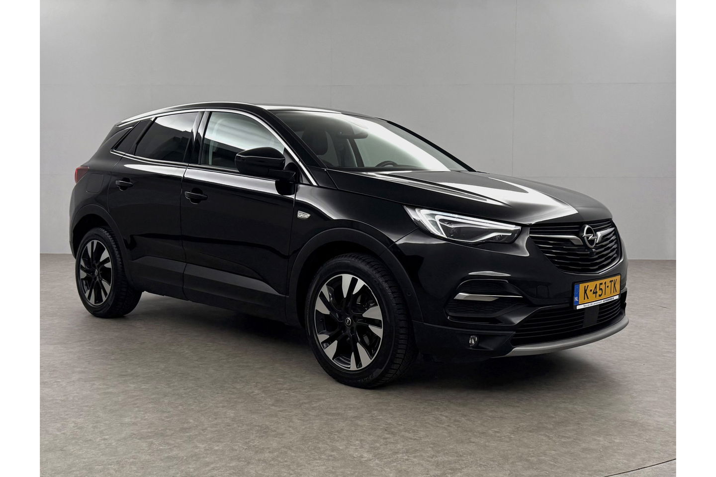 Opel Grandland X 1.2 Turbo Business Elegance Camera Carplay Panoview LED Clima Cruise Navi PDC 18''LMV