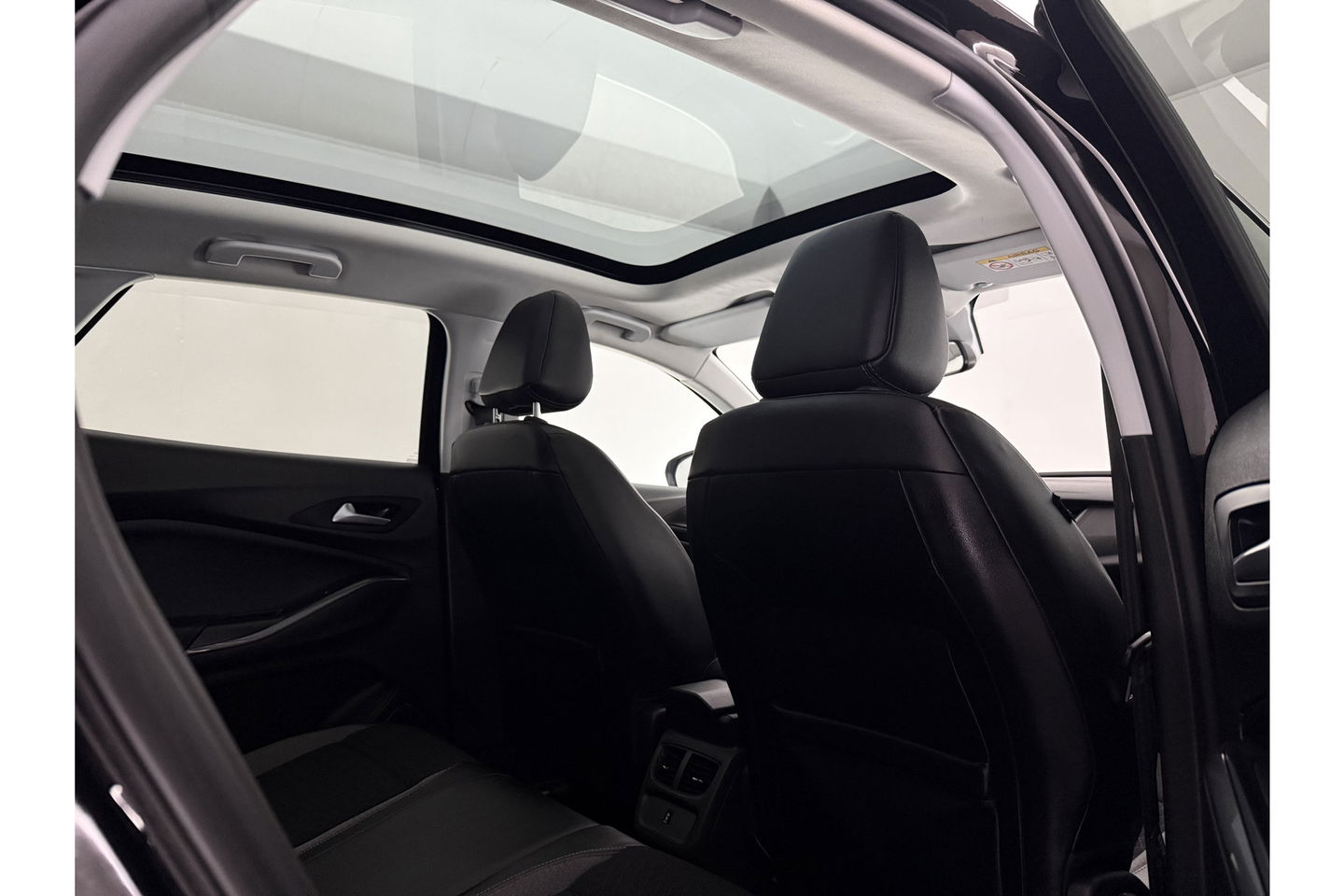 Opel Grandland X 1.2 Turbo Business Elegance Camera Carplay Panoview LED Clima Cruise Navi PDC 18''LMV