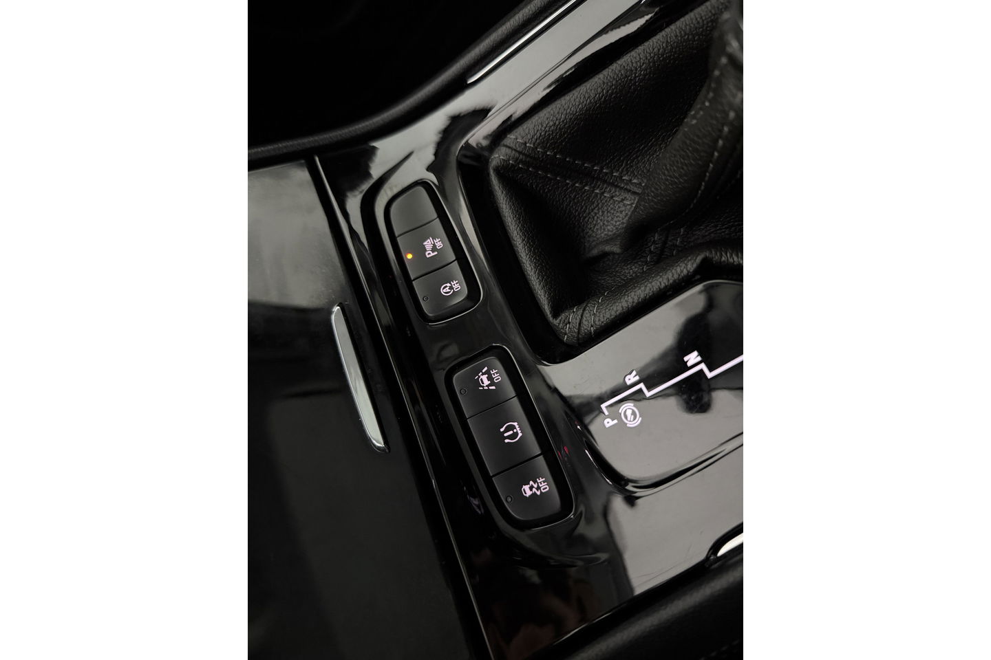 Opel Grandland X 1.2 Turbo Business Elegance Camera Carplay Panoview LED Clima Cruise Navi PDC 18''LMV