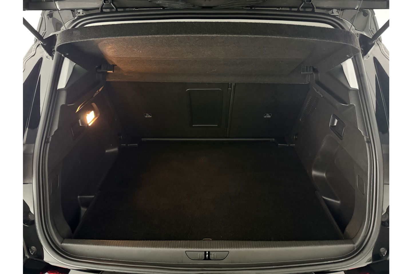 Opel Grandland X 1.2 Turbo Business Elegance Camera Carplay Panoview LED Clima Cruise Navi PDC 18''LMV