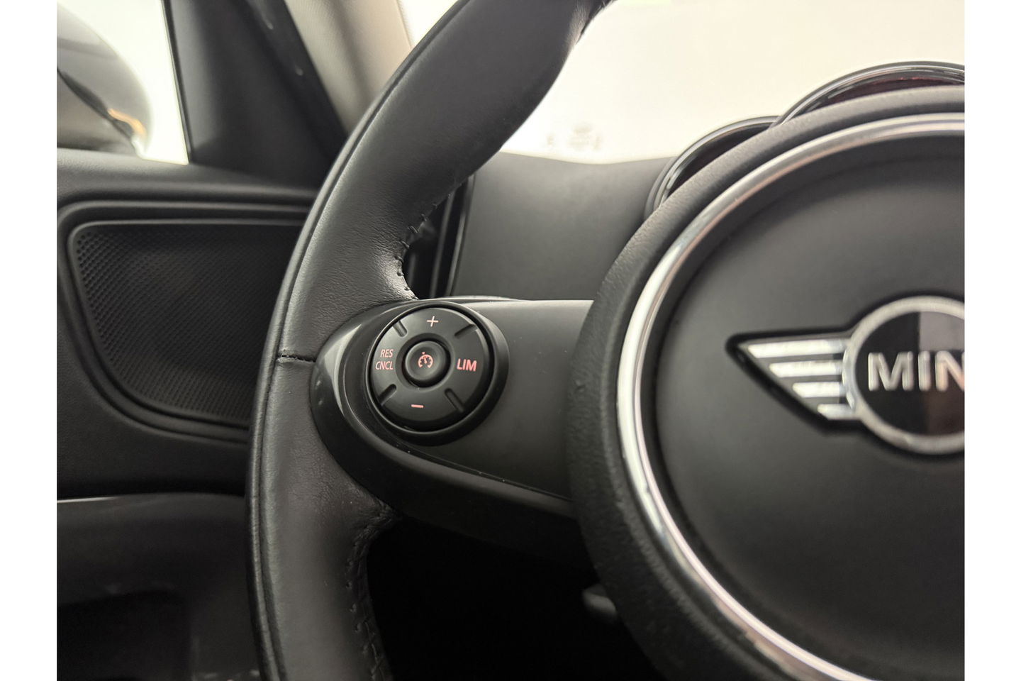 MINI Countryman 2.0 Cooper S E ALL4 Chili 175PK Hybride Pano LED 18"LMV Clima Cruise Navi Leder PDC