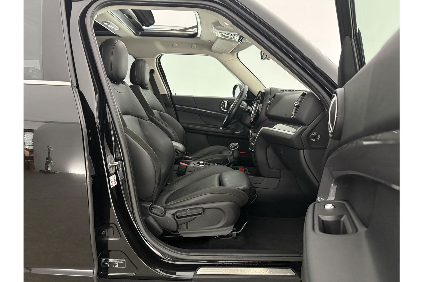 MINI Countryman 2.0 Cooper S E ALL4 Chili 175PK Hybride Pano LED 18"LMV Clima Cruise Navi Leder PDC