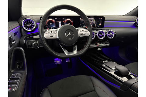 Mercedes-Benz CLA-Klasse 180 AMG Pano Sfeer Virtual Carplay LED Camera Clima Cruise Navi PDC 18''LMV Memory-Seats
